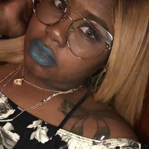 Meet your Posher, Jasmin